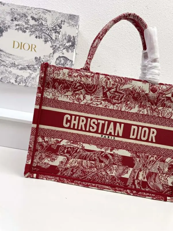 christian dior aaa qualite tote-sac a main  pour femme s_115b4272